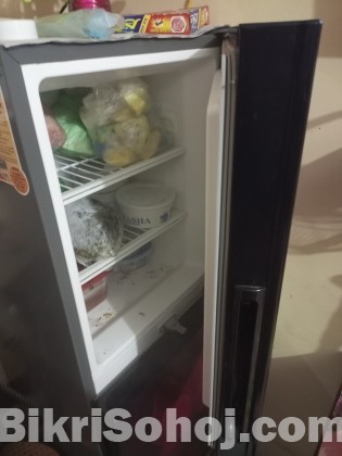 Walton fridge